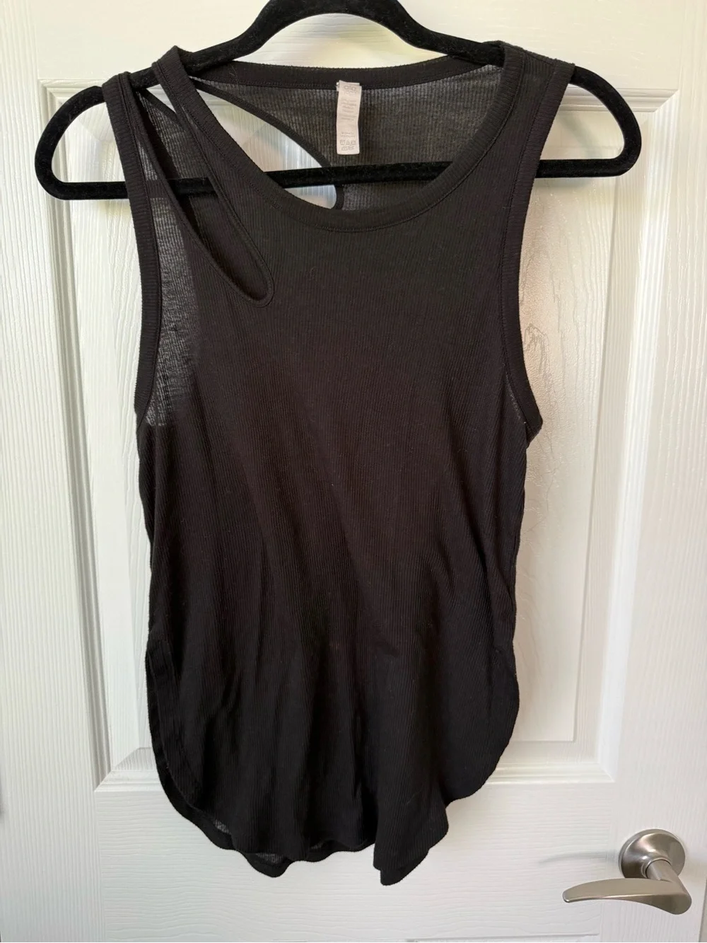 ALO Yoga Black Tank XS